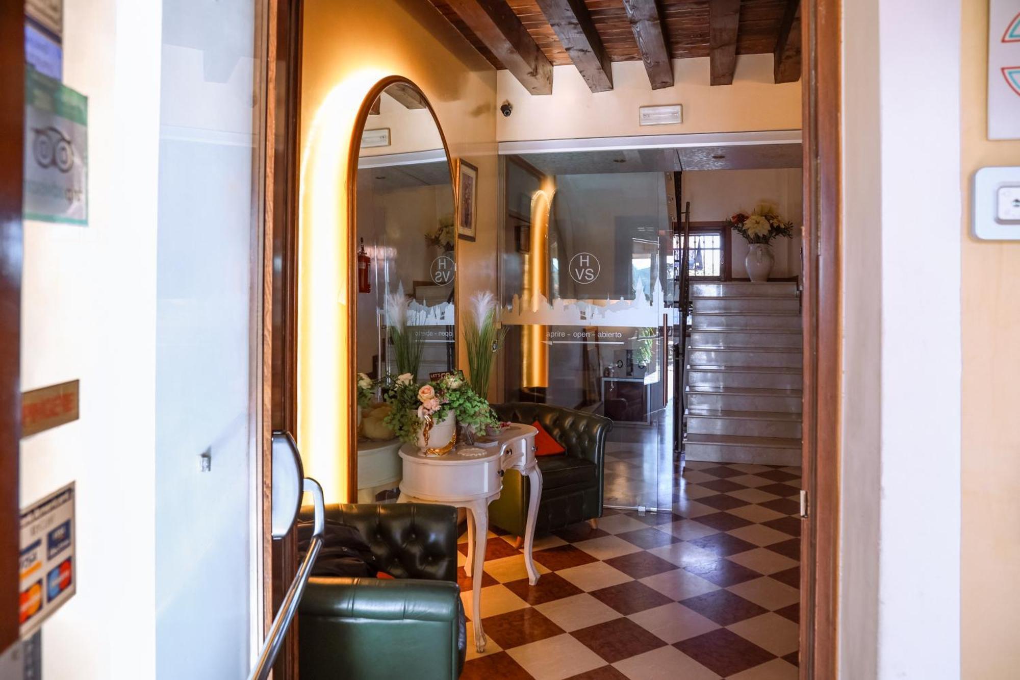 Hotel Villa Sara Mestre Eksteriør bilde